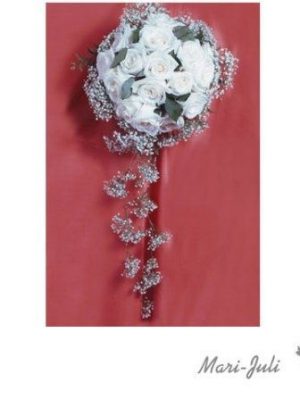 Ref.FMJ0039.Ramo de Novia Cascada en tonos blancos.